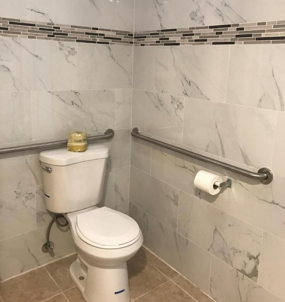 Room image 5
